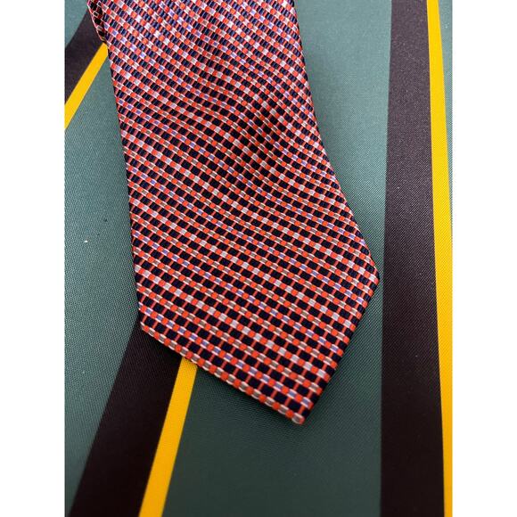 Jos. A. Bank Men's Traveler Orange Geometric Stain Resistant Silk Classic Tie - Picture 3 of 5